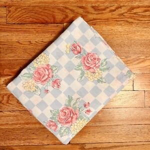 Vintage Full size Flat Sheet Check Floral Westpoint Stevens